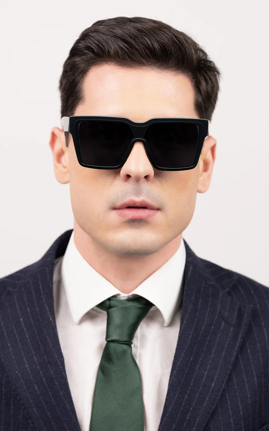 Acropolis / Black + Dark Black Lens