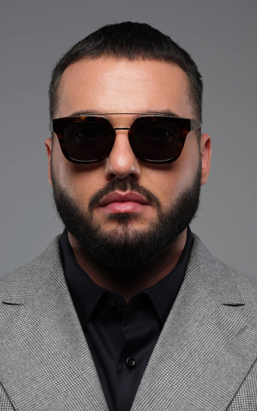 Colosseo di Roma / Tortoise Red + Dark Black Lens