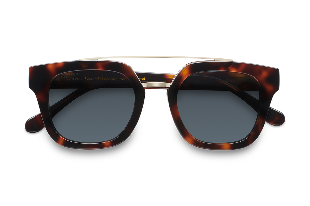 Colosseo di Roma / Tortoise Red + Dark Black Lens.