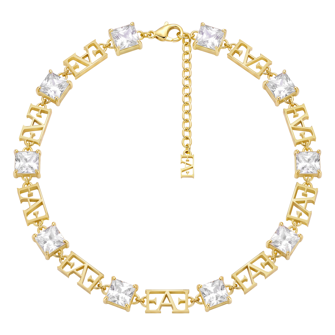 Luce Monogram Bracelet / White Color.