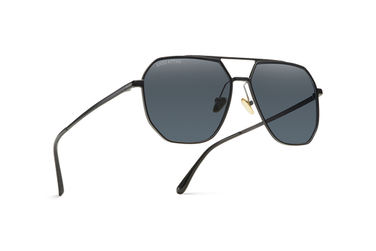 Grand Canyon / Black + Dark Black Lens.