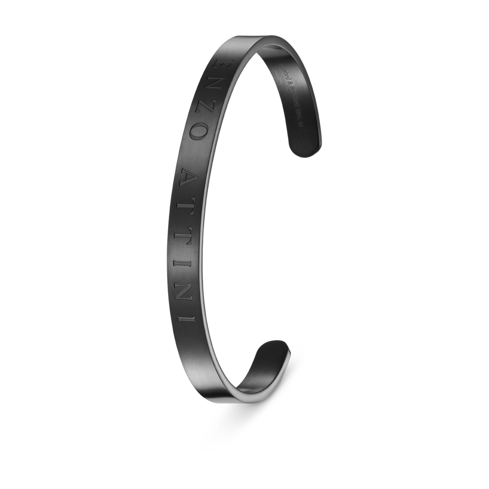 Minimalist Bracelet - Black.