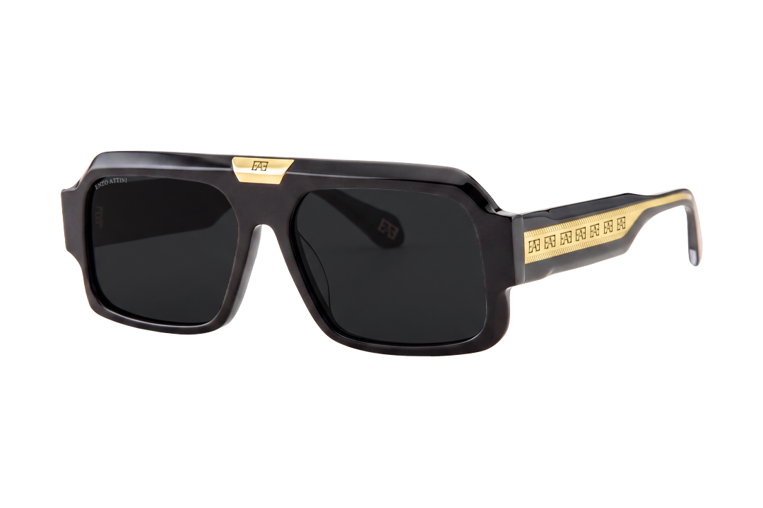 Lago di Como ll / Black &  Black Lens